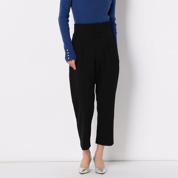 ハイウエストタックテーパードパンツ