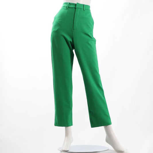 バックスリットテーパードパンツ
