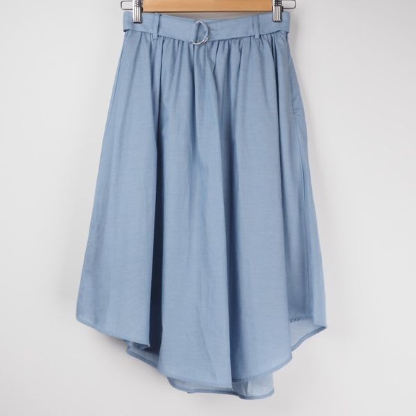 ラウンドヘムフレアスカート