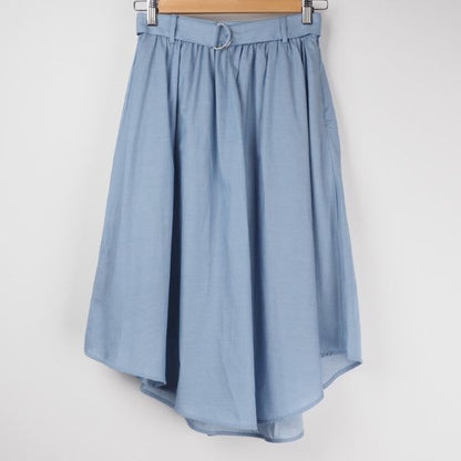 ラウンドヘムフレアスカート