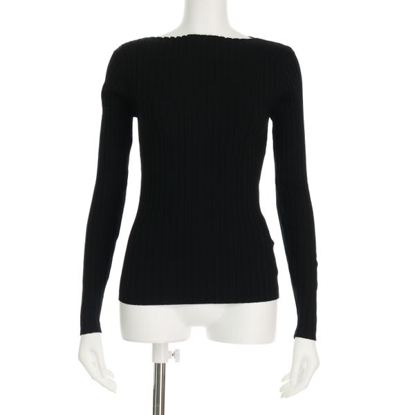 スラッシュドネックリブニットプルオーバー