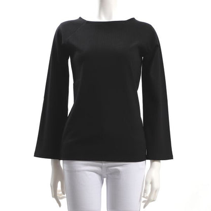 緩やかに広がったお袖カットソー