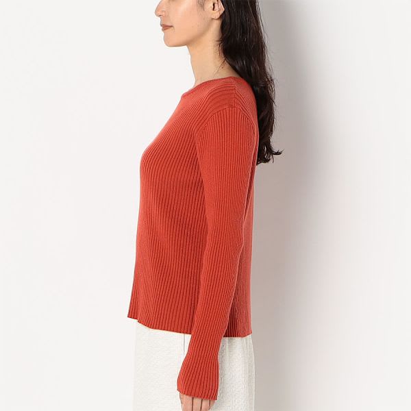 シンプルリブニット