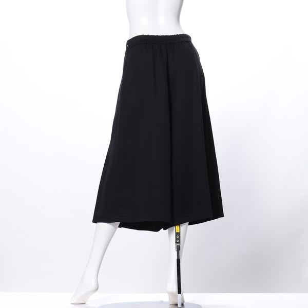 バックゴムフロントタックガウチョパンツ