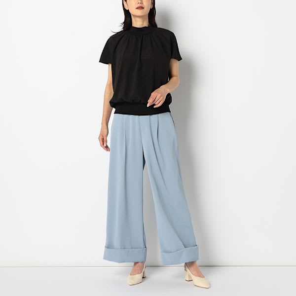 センタープレスワイドパンツ