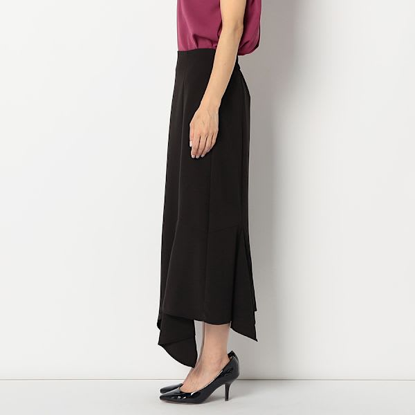 イレギュラーヘムデザインAラインスカート
