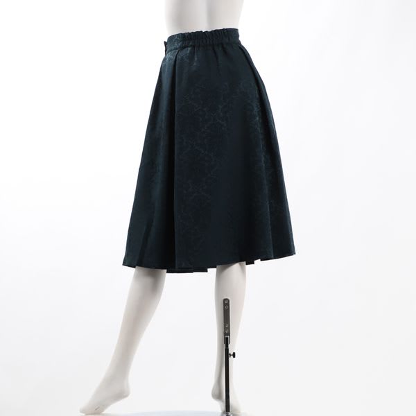 ジャガード総柄タックフレアスカート