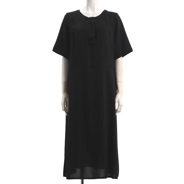 メタルバー付きボウタイワンピース