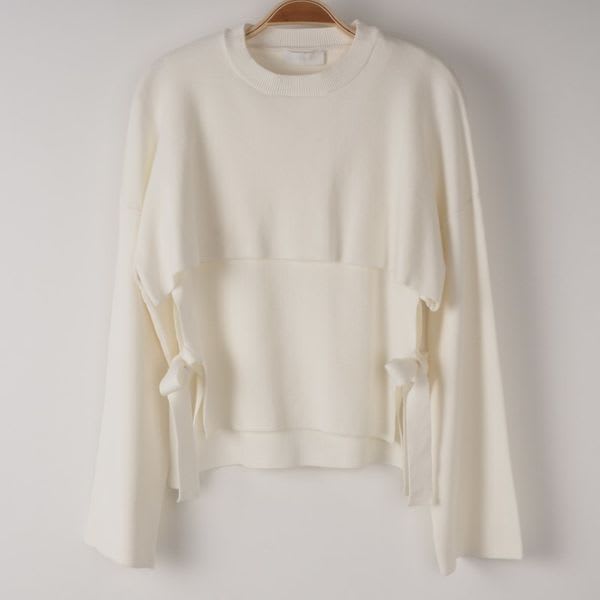 重ね着風デザインニット