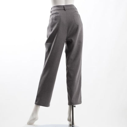 シンプルデザインテーパードパンツ