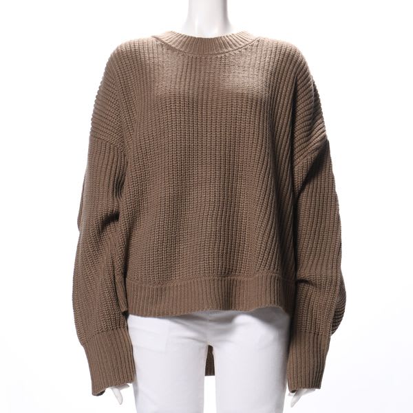 ドロップショルダークルーネックニット