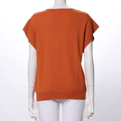 ラウンドネックフレアスリーブニット