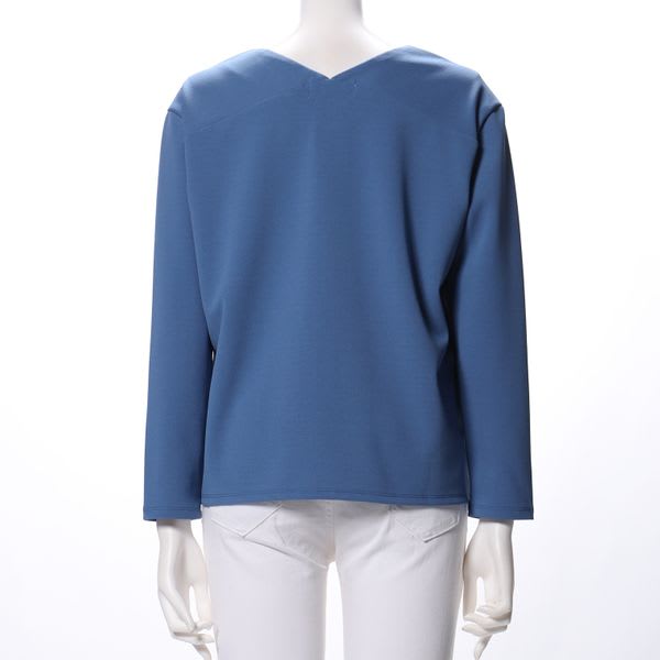 ストレッチVネックカットソー