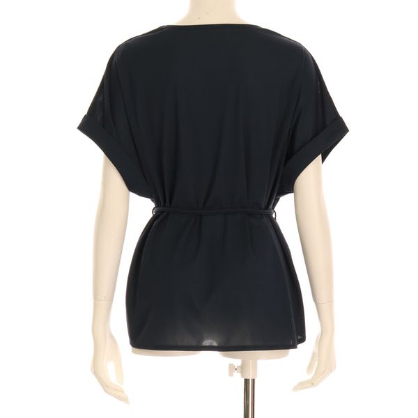 リボンベルト付きVネックブラウス