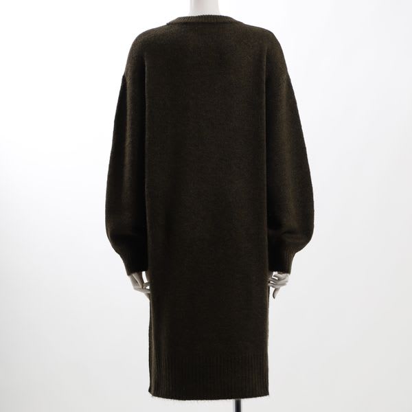 ゆったりお袖ニットワンピース