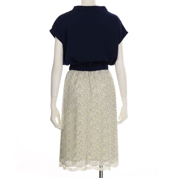 布帛とレースのドッキングワンピース