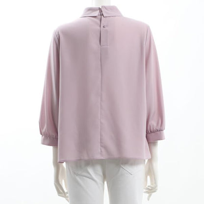 ボウタイ風ブラウス