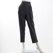 テーパードパンツ
