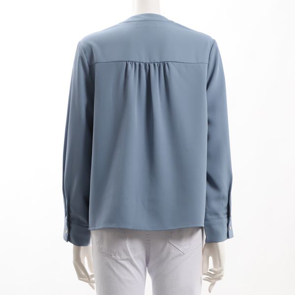 バックギャザーデザインバンドカラーブラウス