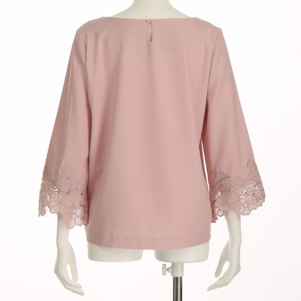 袖口レースブラウス