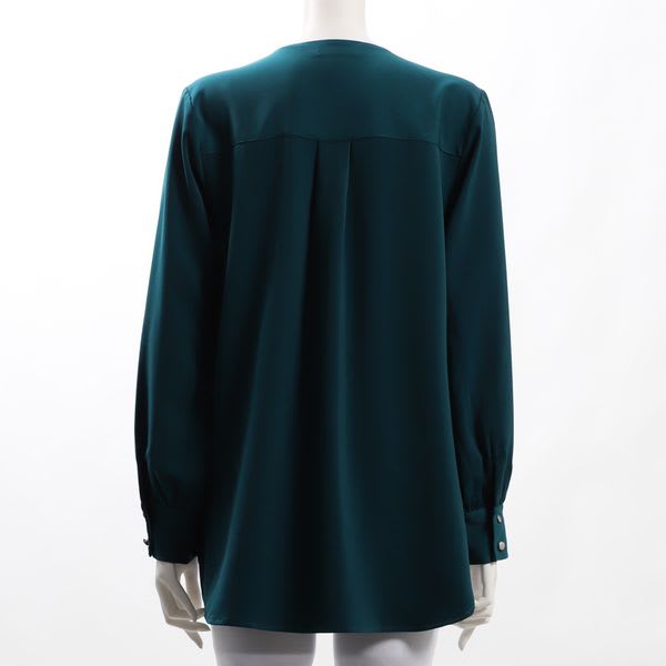 ショルダータックデザイン前開きブラウス