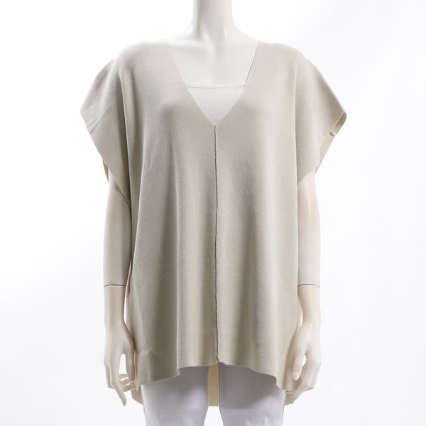 華奢Vネックニット