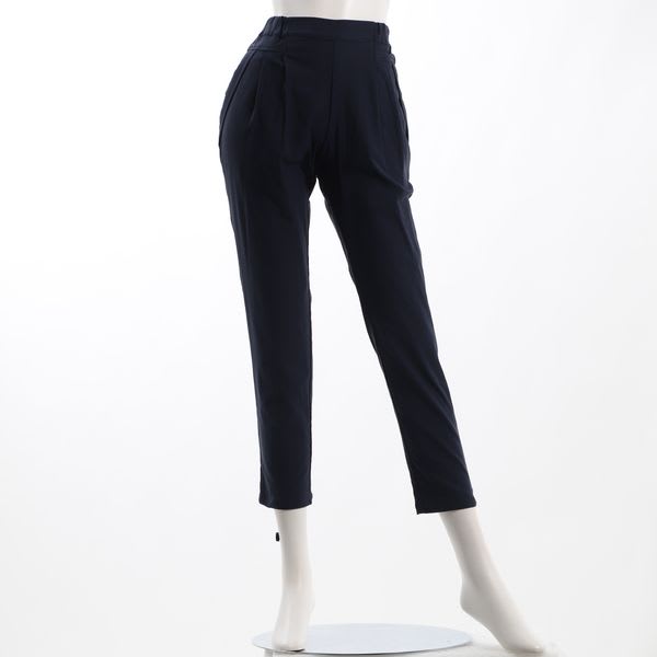 ストレッチ起毛タック入りテーパードパンツ