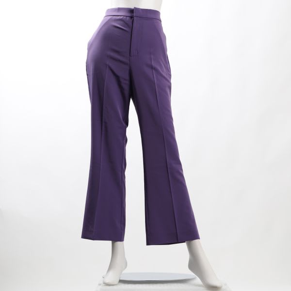 センタープレスフレアパンツ