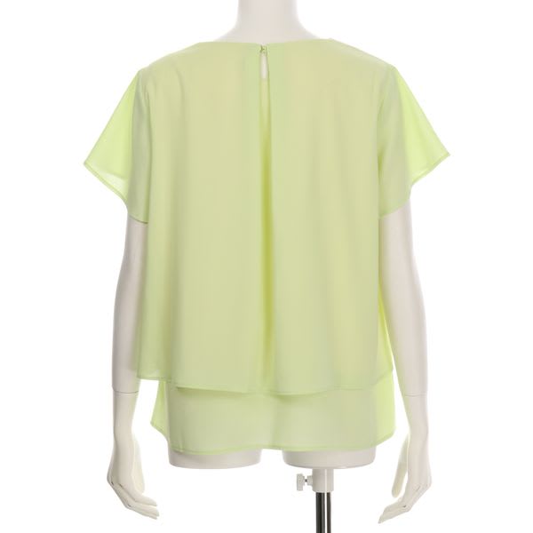 レイヤードデザインブラウス