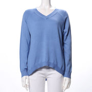 ストンシルエットVネックニット