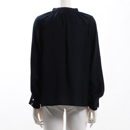 ドット柄バンドカラーブラウス