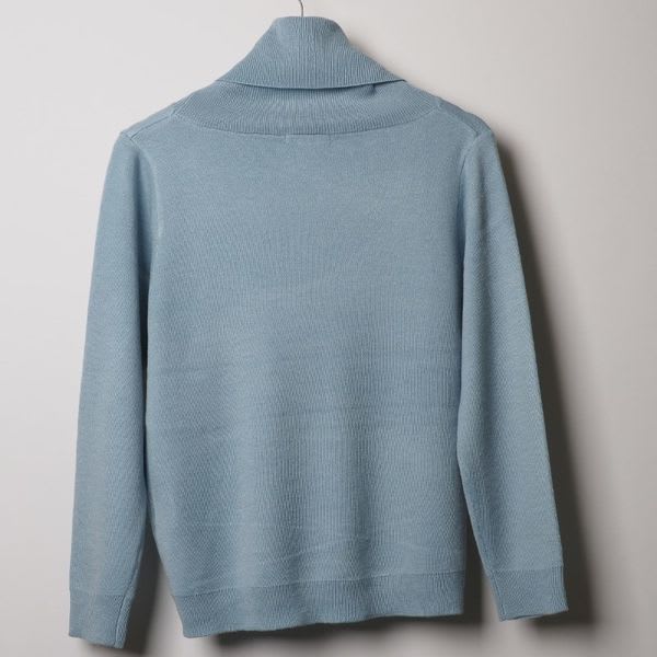 オフタートルニット