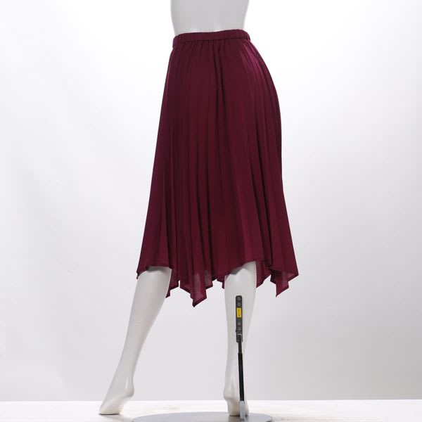 アシンメトリーヘムプリーツスカート