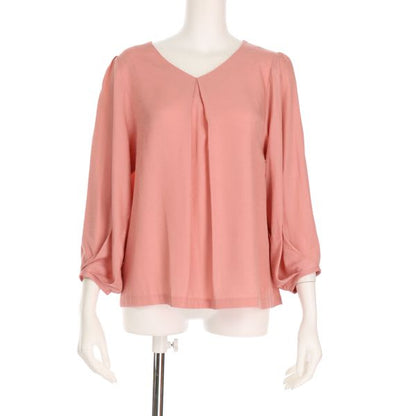 フロントタックブラウス