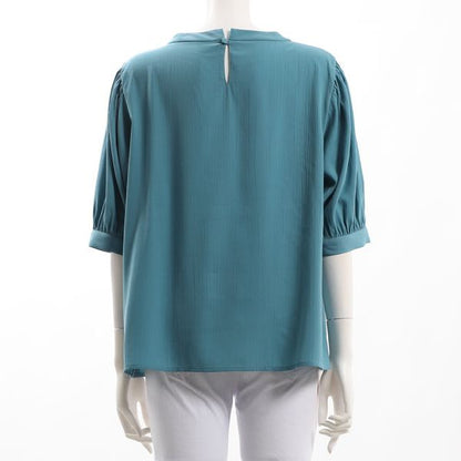 ふんわりスリーブタックネックブラウス