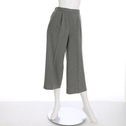 メモリッチウォームストレートタック入りワイドパンツ