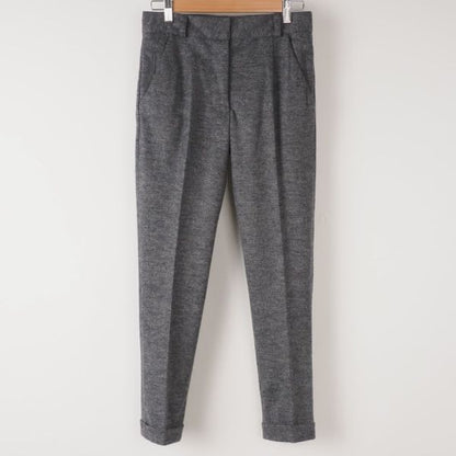 センタープレステーパードパンツ