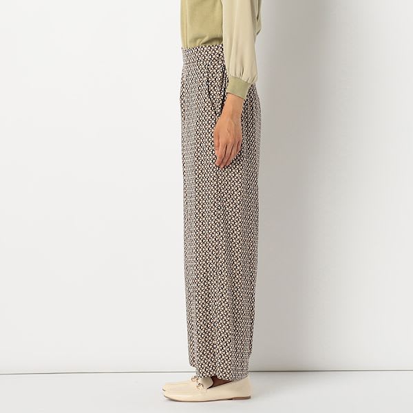 モノグラム風プリントワイドパンツ