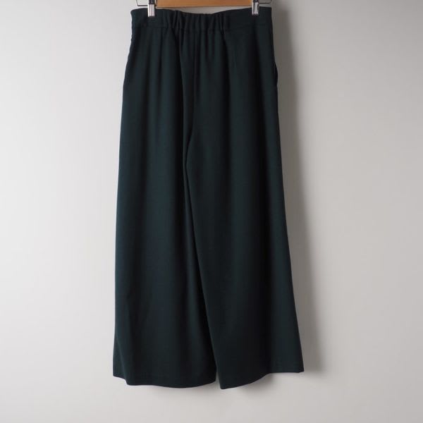 ポイントベルト付きフレアパンツ