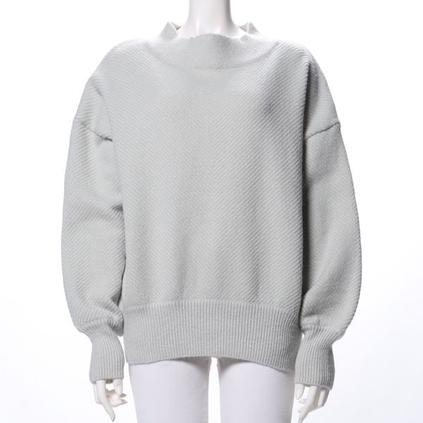 アンゴラ混ドロップショルダーニット