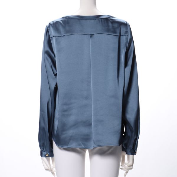 Vネックフロントボタンデザインブラウス