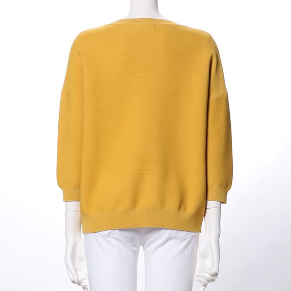 ラウンドネックニット