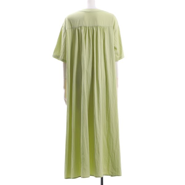 タックデザインメリハリシルエットワンピース