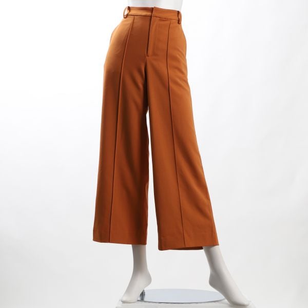 センターシーム入りワイドパンツ