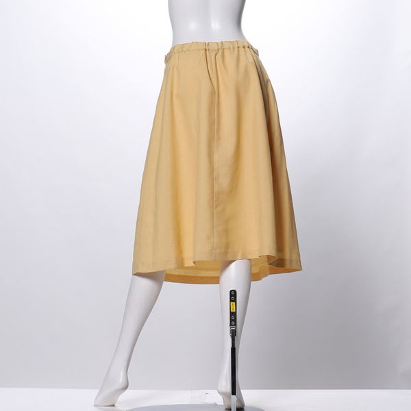タックウエストフレアスカート