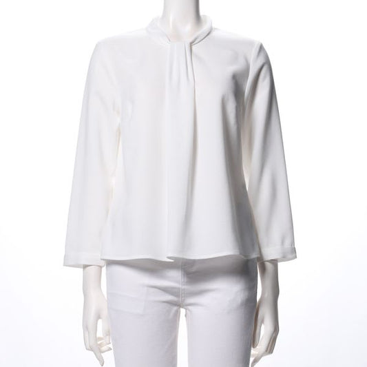 ボウタイ風ブラウス