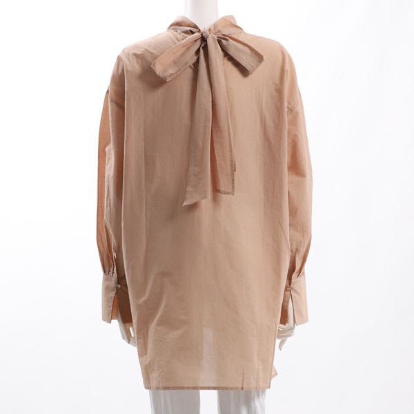 バックリボンスタンドカラーブラウス