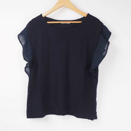 異素材プリーツ袖カットソー