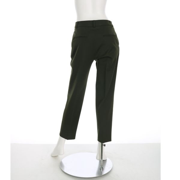 シンプルテーパードパンツ