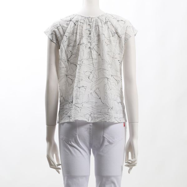 フラワープリントギャザーネックブラウス